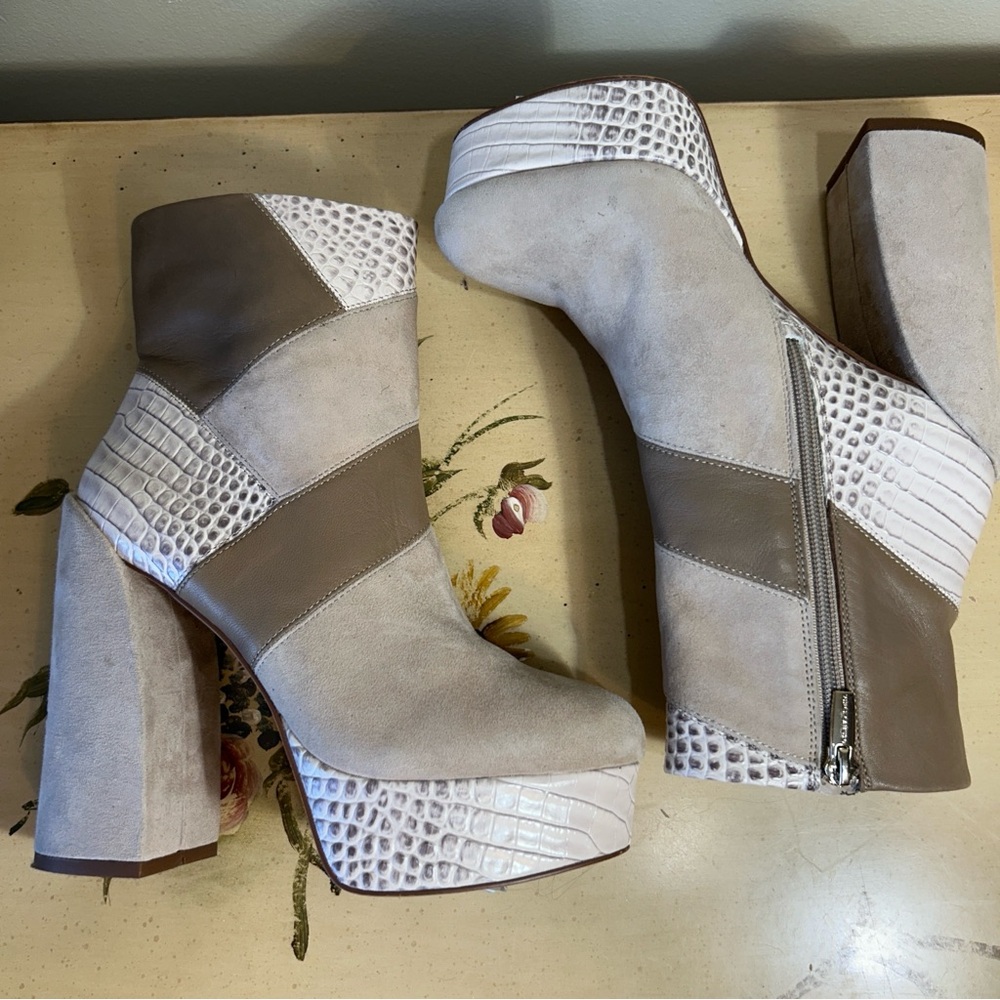 Vince Camuto Gilisama Boho Patchwork Tan White Suede Leather Platform Boots - Picture 6 of 17